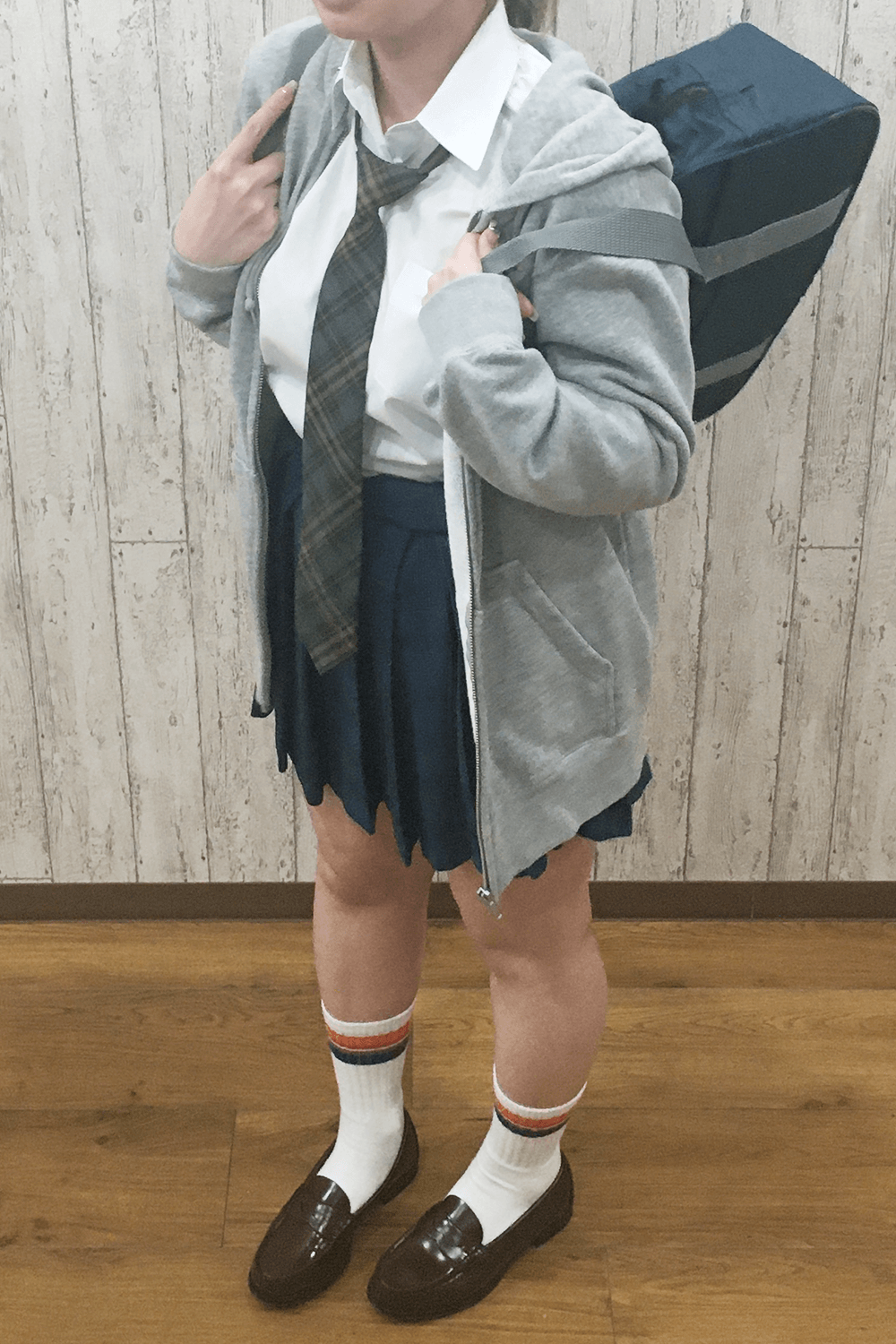 レディースブレザー学生服レンタル　コーディネート例2