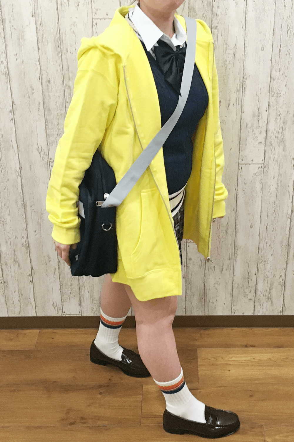 レディースブレザー学生服レンタル　コーディネート例2